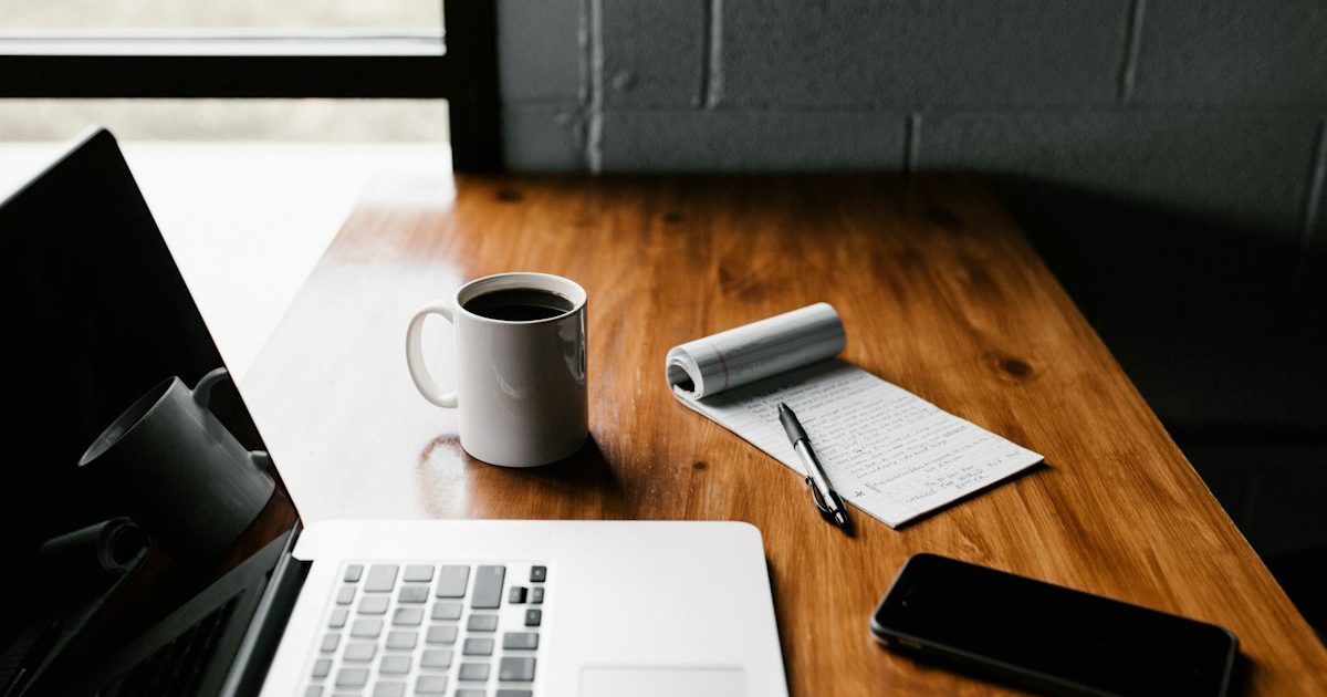 How to Find Low-Competition Keywords (Even on a Brand-New Blog) featured photo